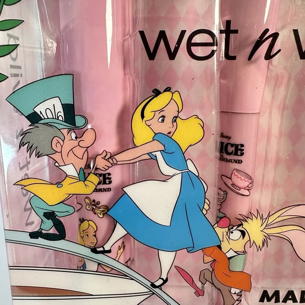 Wet n Wild Disney Alice in Wonderland Mad Tea Party 4 Piece Makeup Brush Set LE